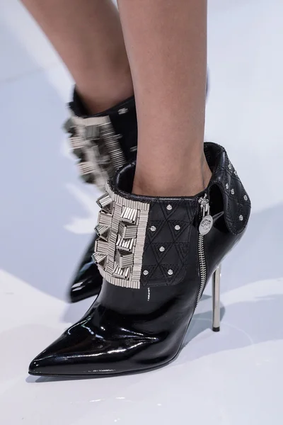 Look 54